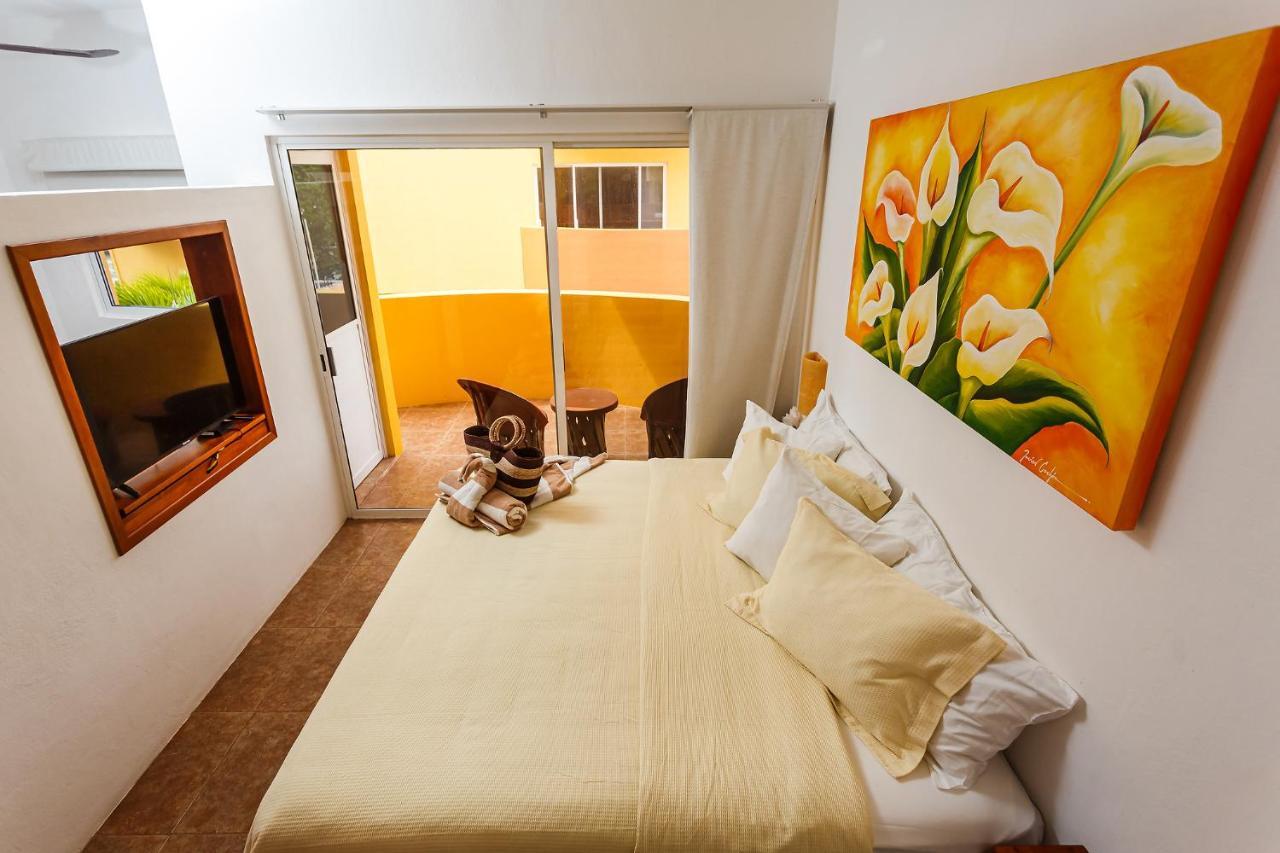 Kaam Accommodations Пуерто Морелос Екстериор снимка